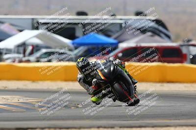 media/Apr-09-2022-SoCal Trackdays (Sat) [[c9e19a26ab]]/Turn 2 (1140am)/